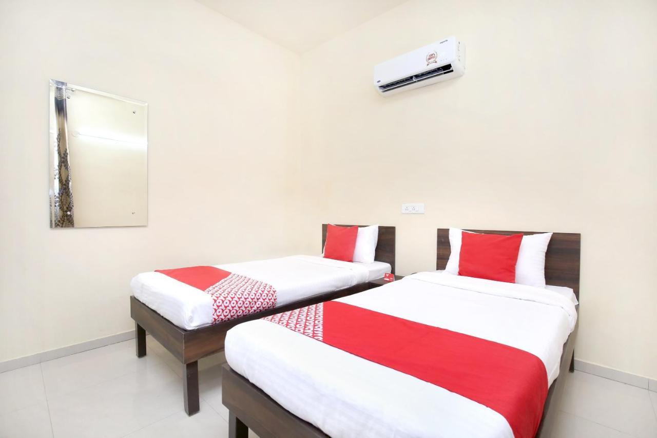 Hotel Oyo 16126 Aanantham à Ludhiana Extérieur photo