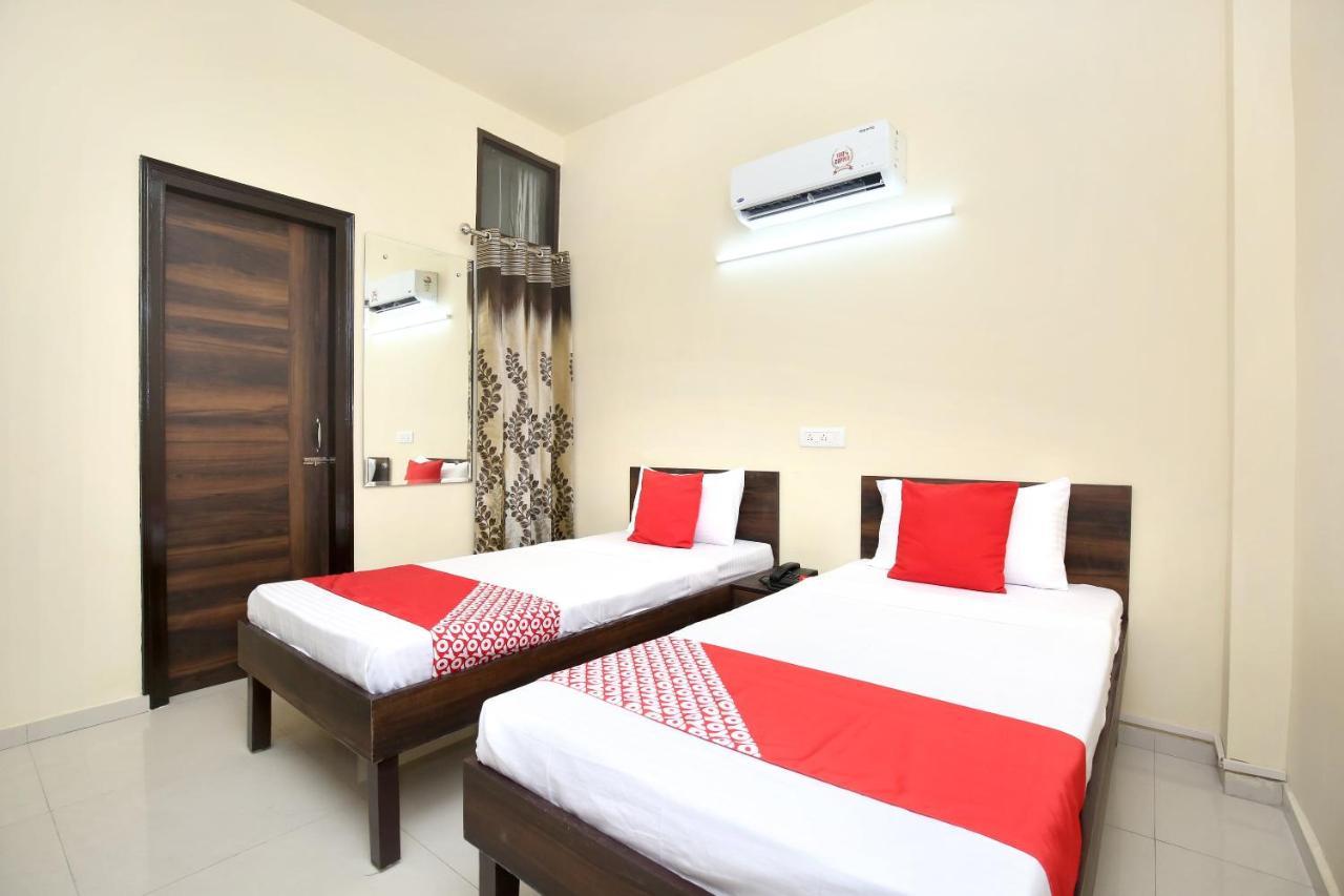 Hotel Oyo 16126 Aanantham à Ludhiana Extérieur photo