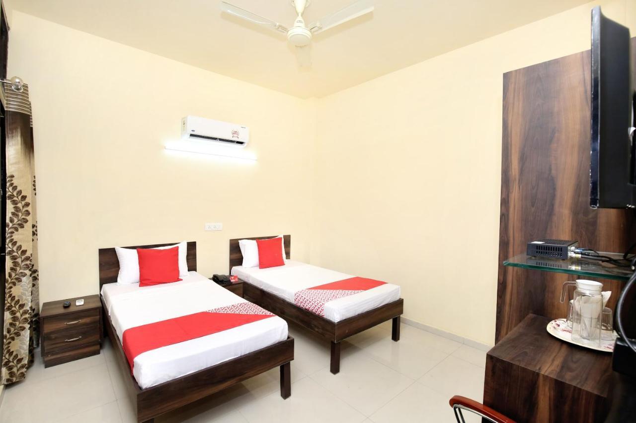Hotel Oyo 16126 Aanantham à Ludhiana Extérieur photo